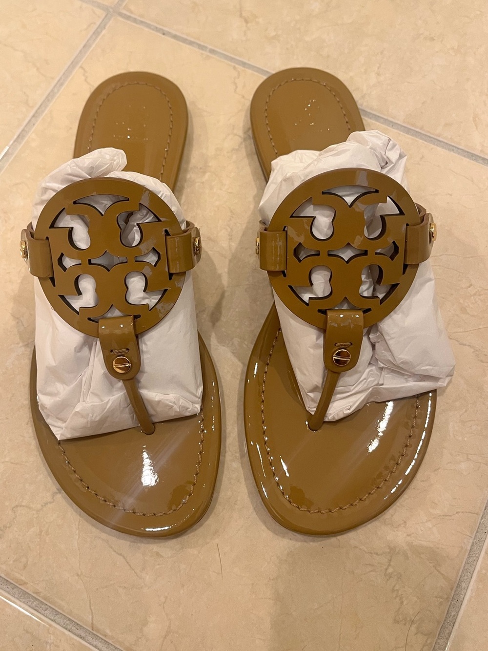 Tory Burch Miller Patent Leather Sandal 
Sand color Size 7